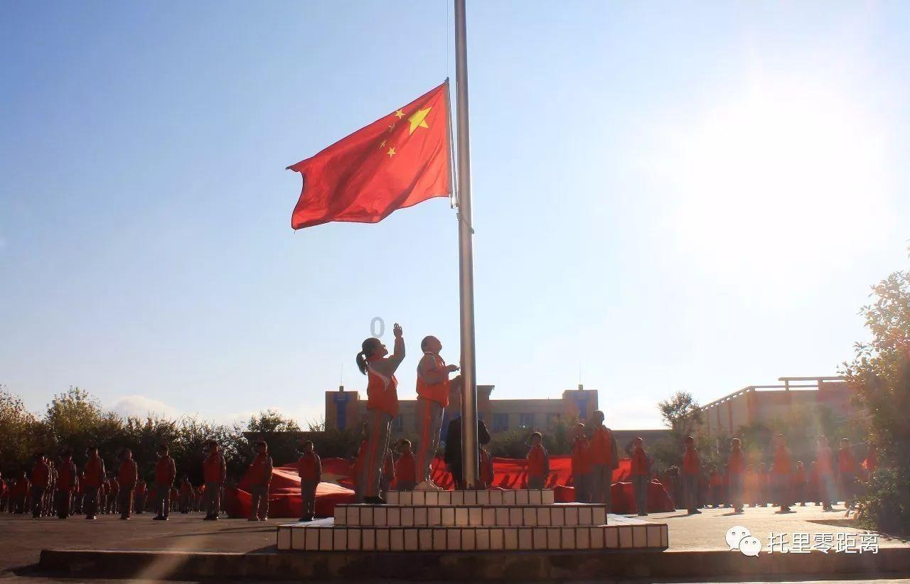 有哪些适合苹果型身材妹子的穿搭思路？有哪些平价推荐？游戏画面